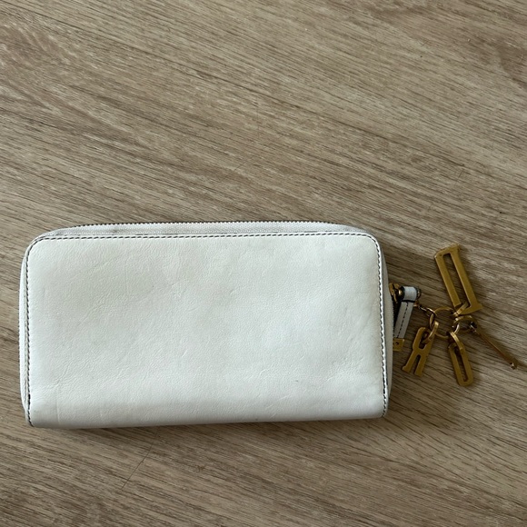 Dior Wallet - Picture 2 of 2